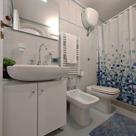 Umberto's - Relax And Comfort On The Amalfi Coast - * Minori