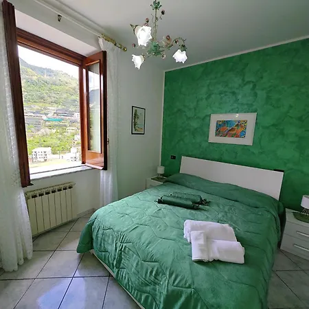 Umberto's - Relax And Comfort On The Amalfi Coast - *